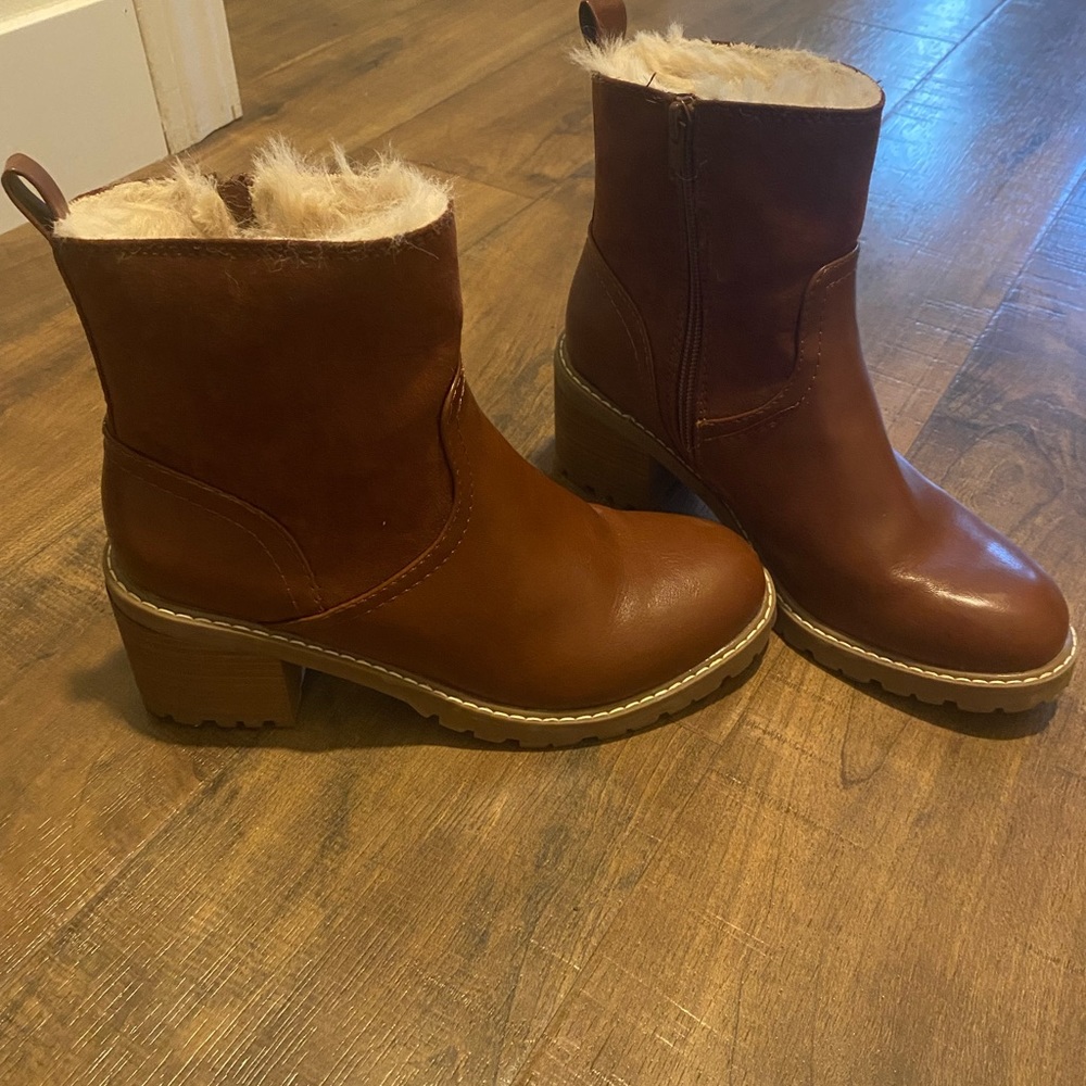 Fur lined booties